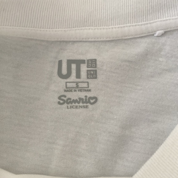 Uniqlo My Melody Tee size S - Picture 2 of 5